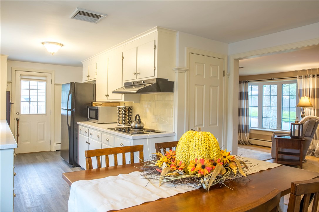88 Rutherford Avenue Warwick, RI 02886 - Photo 8 of 29 Gallery Image 8