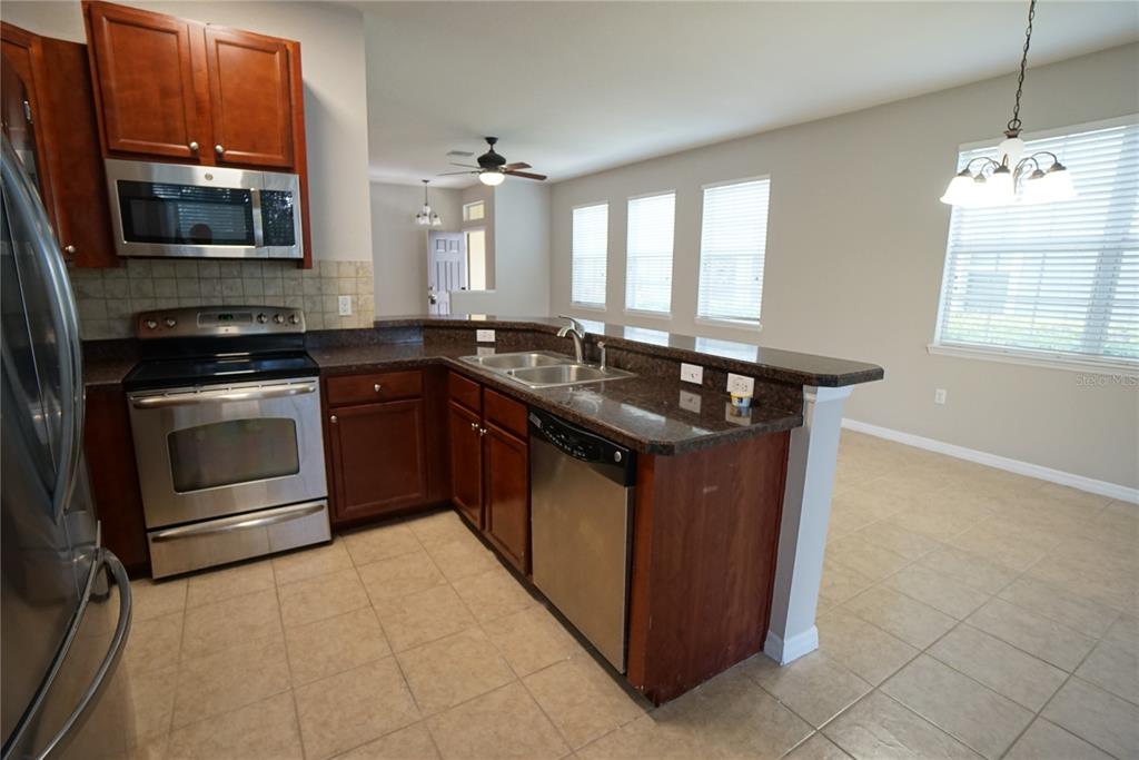 8945 Moonlit Meadows Loop Riverview, FL 33578 - Photo 10 of 20