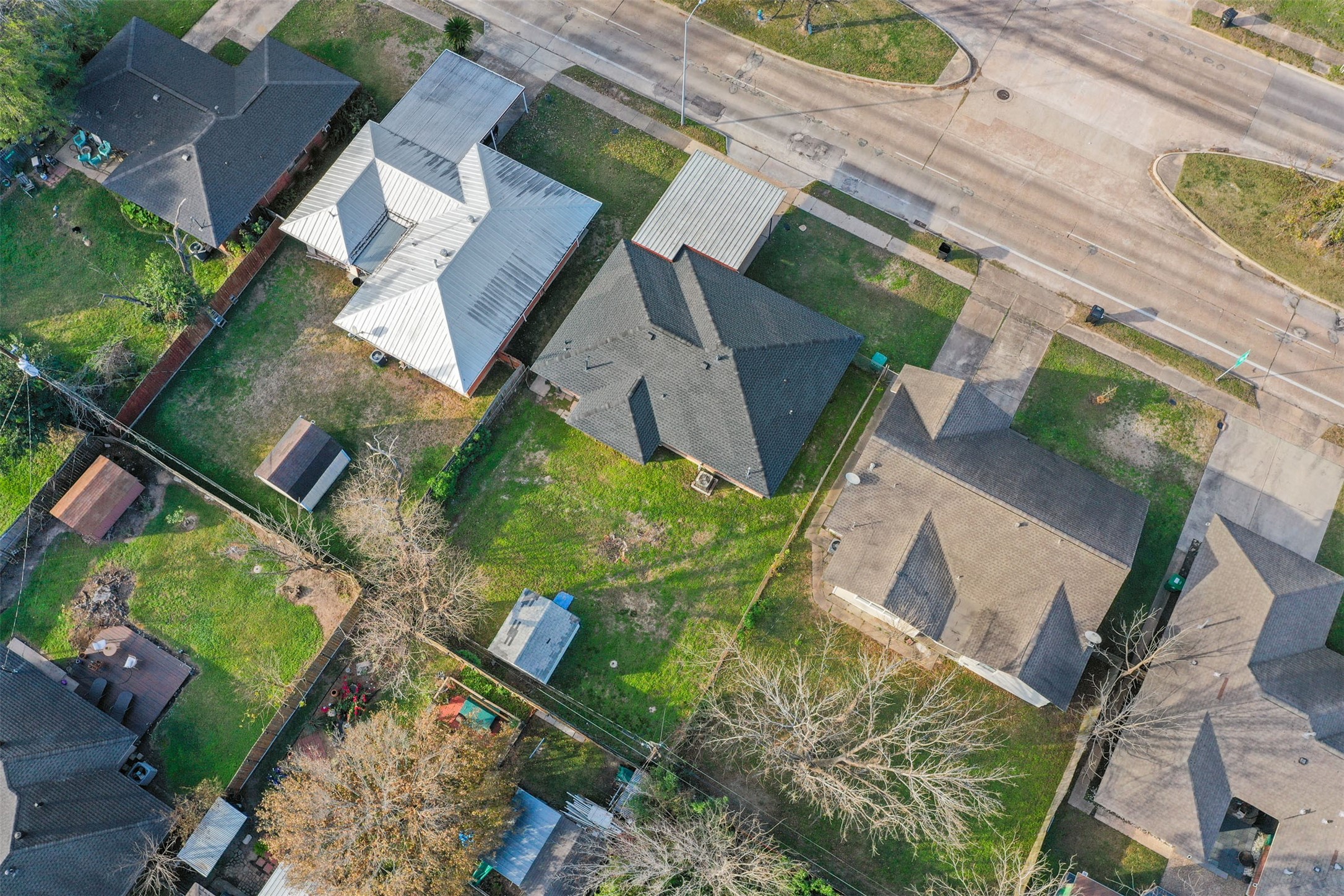 4601 West 43rd Street Houston, TX 77092 - Photo 34 of 40 an aerial view of a house with outdoor space