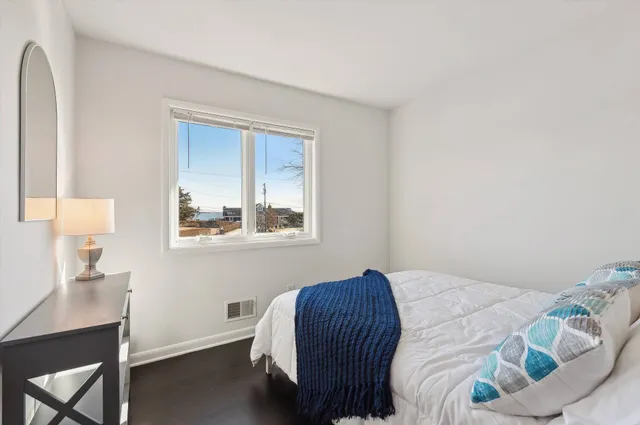 $20,000 | 36 Nautilus Drive, Hampton Bays, NY 11946