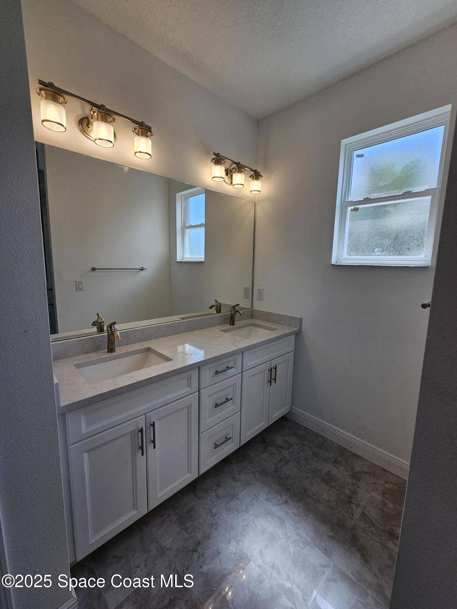 2993 Fears Road Southeast Palm Bay, FL 32909 - Photo 32 of 38 Master Bathroom_153559(0)