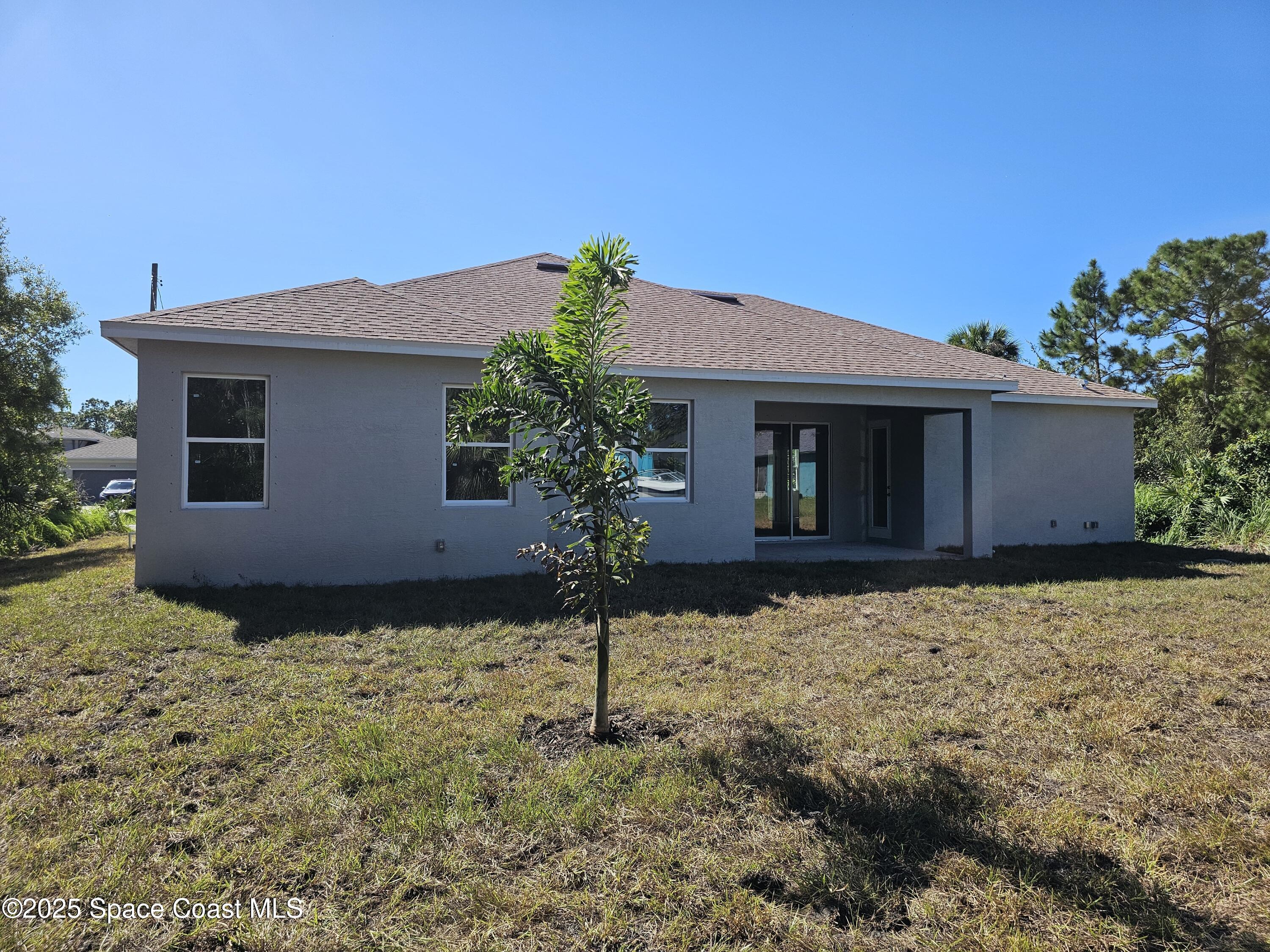 2993 Fears Road Southeast Palm Bay, FL 32909 - Photo 8 of 38 Backyard-2