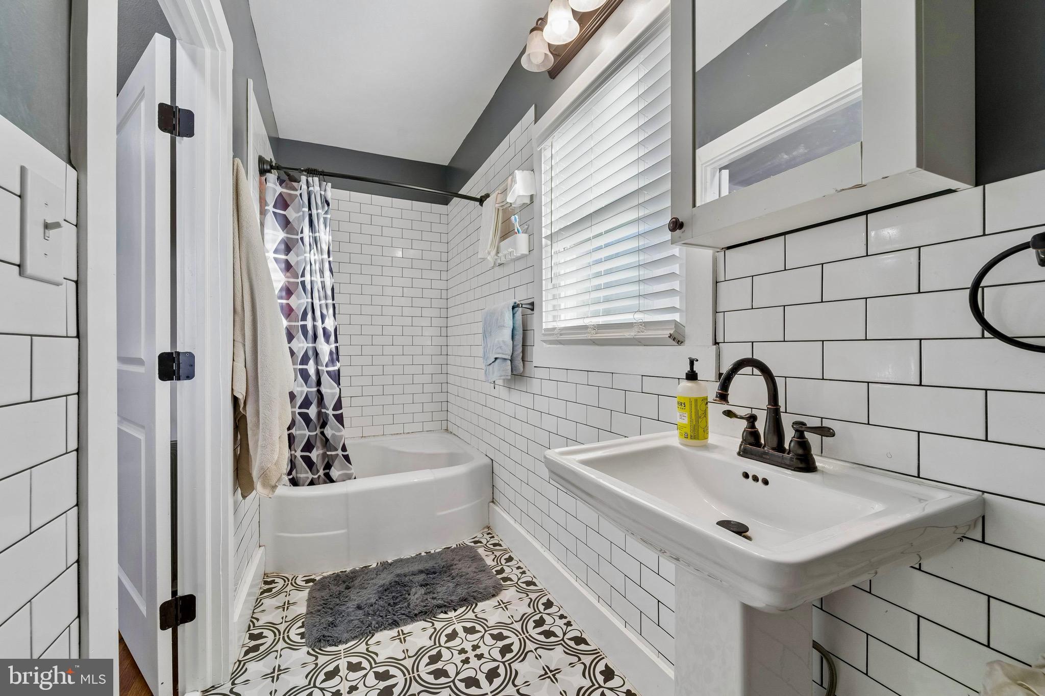 341 Wayne Avenue Lansdowne, PA 19050 - Photo 12 of 15