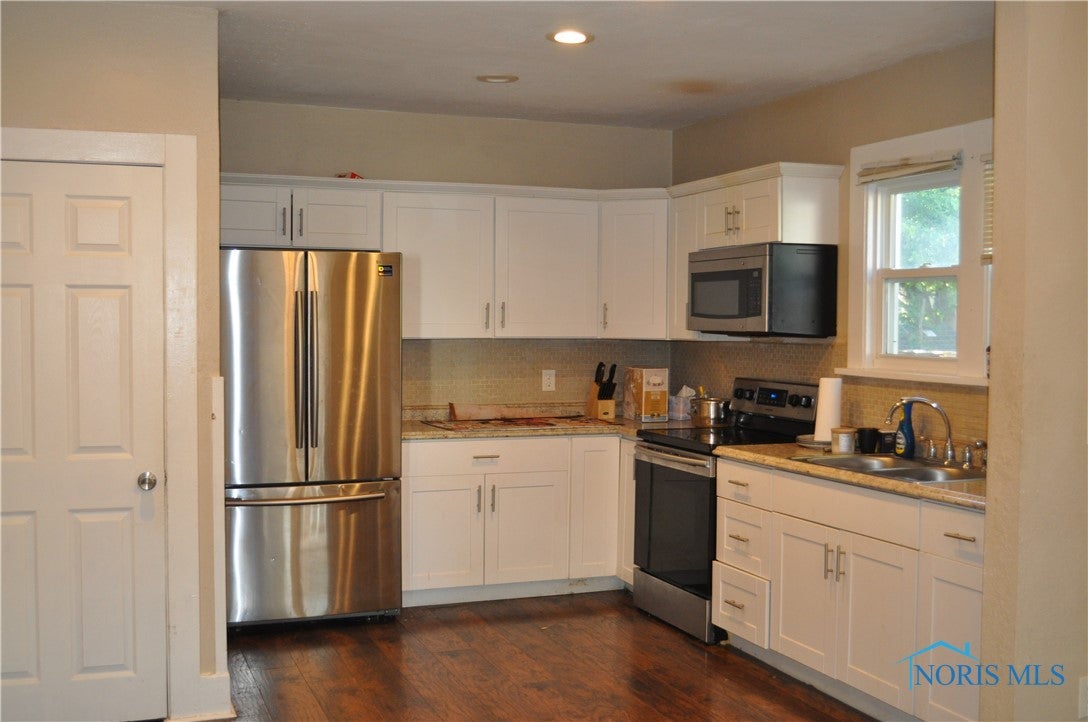 1807 Wyndhurst Road Toledo, OH 43607 - Photo 6 of 25 Gallery Image 6