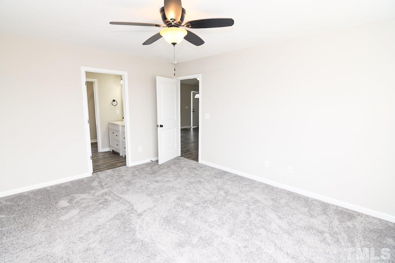 752 Thompson Road Four Oaks, NC 27524 - Photo 18 of 30 Gallery Image 18