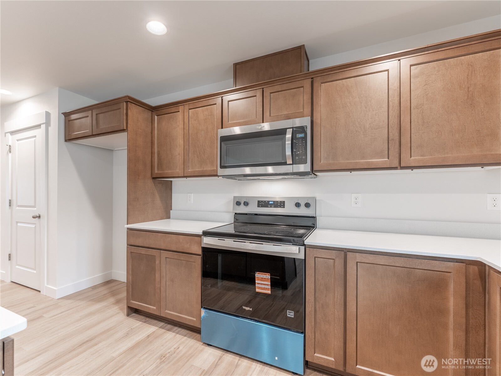 86 Salmon Drive Wenatchee, WA 98801 - Photo 12 of 37