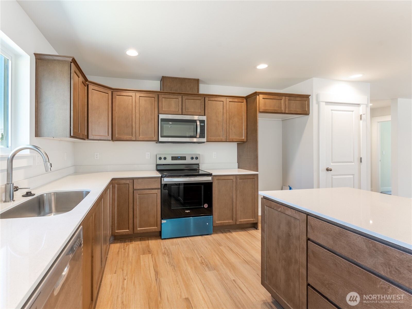 86 Salmon Drive Wenatchee, WA 98801 - Photo 8 of 28