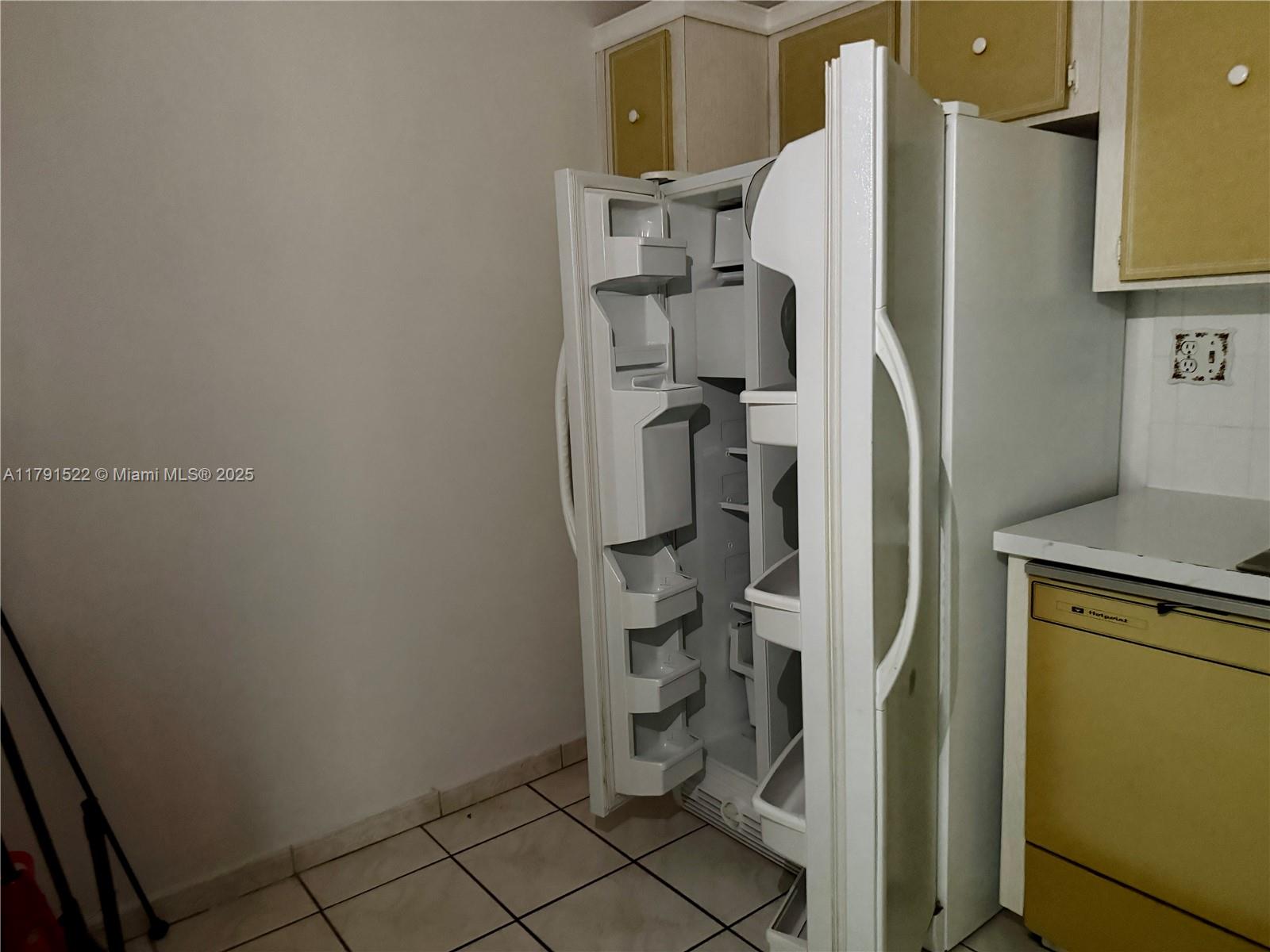30 East 39th Street, Unit 217 Hialeah, FL 33013 - Photo 18 of 50 a bathroom with a sink and toilet