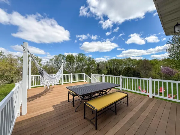 $780,000 | 2915 Lake Vista Drive Northwest, Rochester, MN 55901