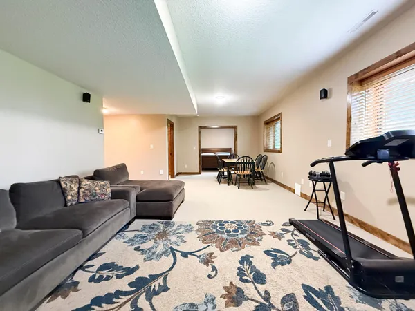 $780,000 | 2915 Lake Vista Drive Northwest, Rochester, MN 55901