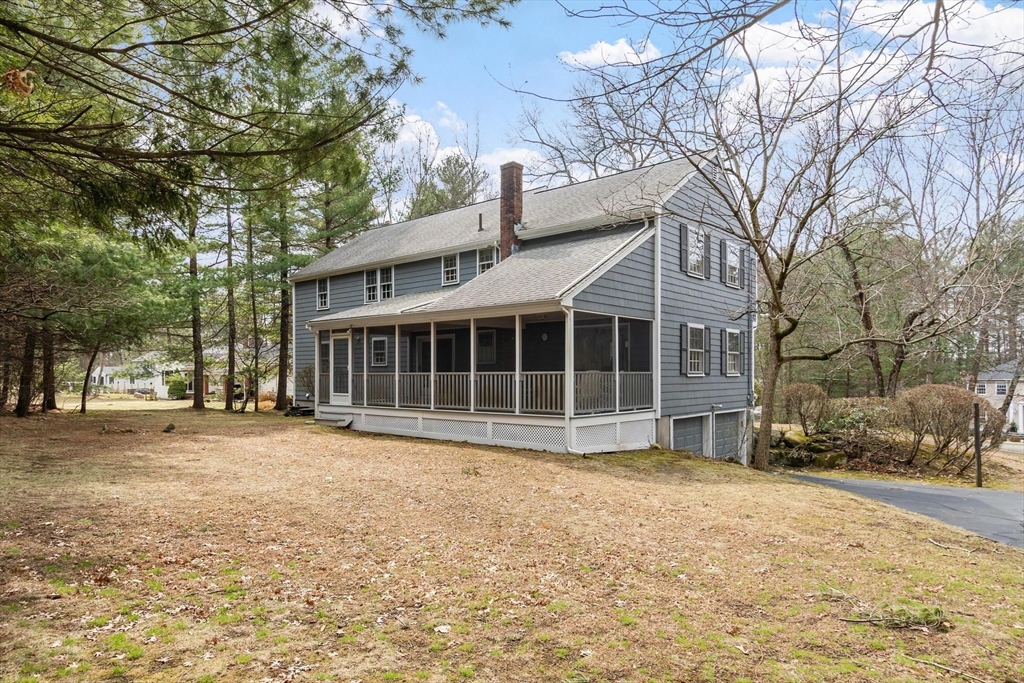 31 Old Stagecoach Road Bedford, MA 01730 - Photo 28 of 37