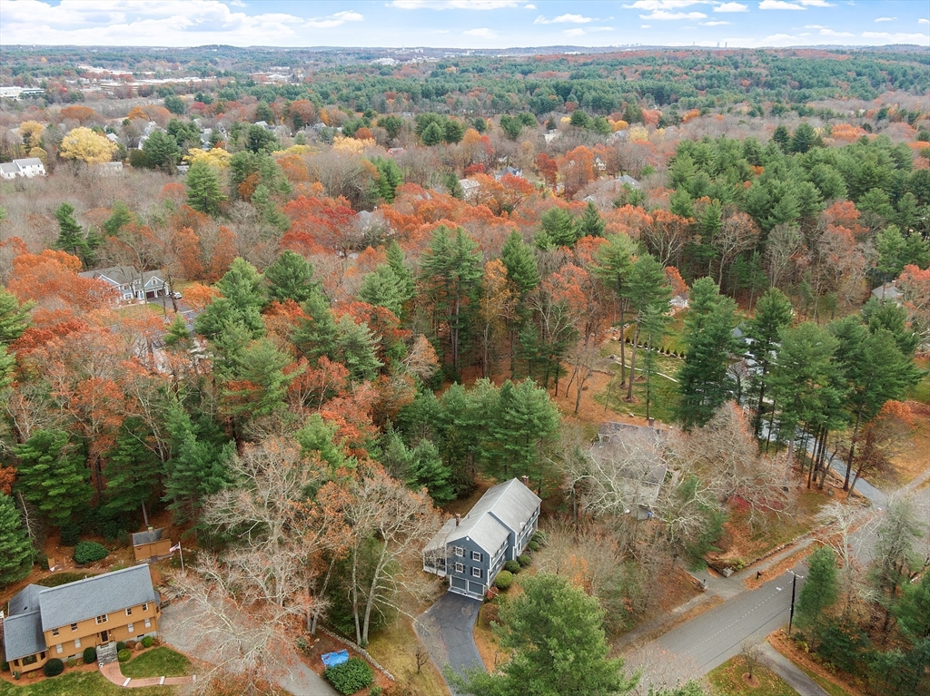 31 Old Stagecoach Road Bedford, MA 01730 - Photo 34 of 37