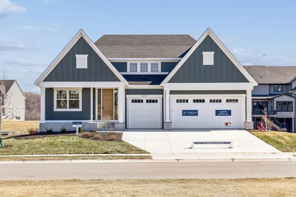 $1,149,900 | 16737 47th Place North, Plymouth, MN 55446