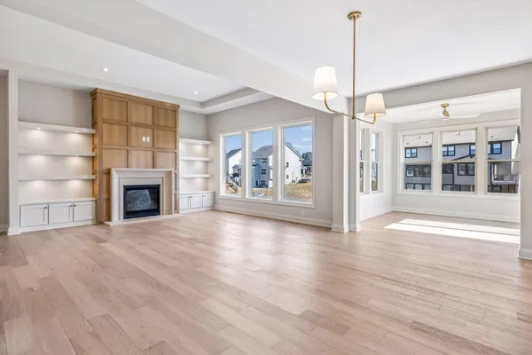 $1,149,900 | 16737 47th Place North, Plymouth, MN 55446