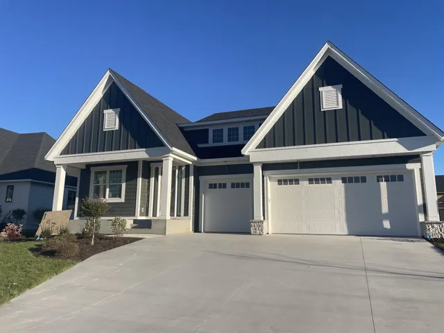 $1,164,900 | 16737 47th Place North, Plymouth, MN 55446