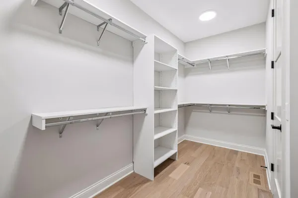 $1,149,900 | 16737 47th Place North, Plymouth, MN 55446