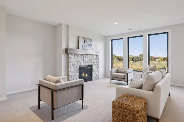 $1,164,900 | 16737 47th Place North, Plymouth, MN 55446