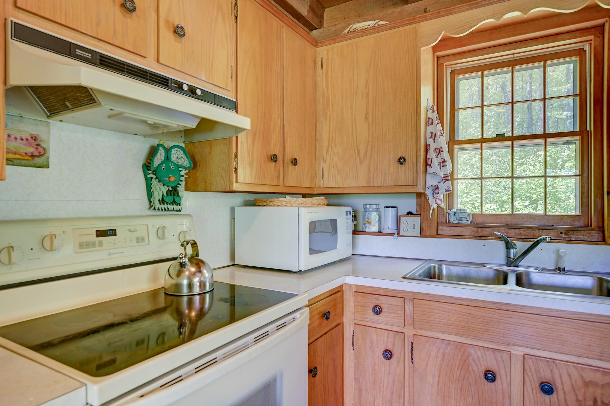 16 Cyrus Lane Jackson, NH 03846 - Photo 10 of 34