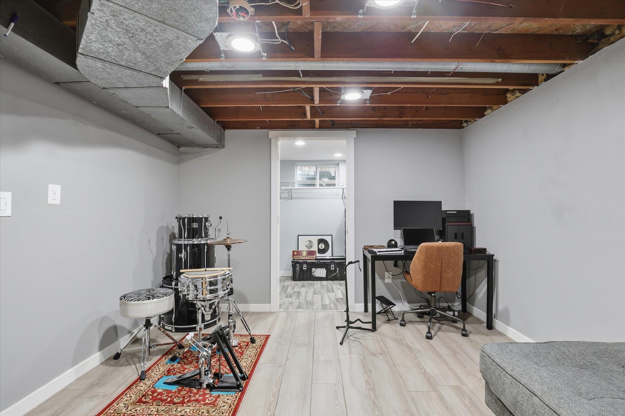 2615 North Hogan Street Spokane, WA 99207 - Photo 18 of 43