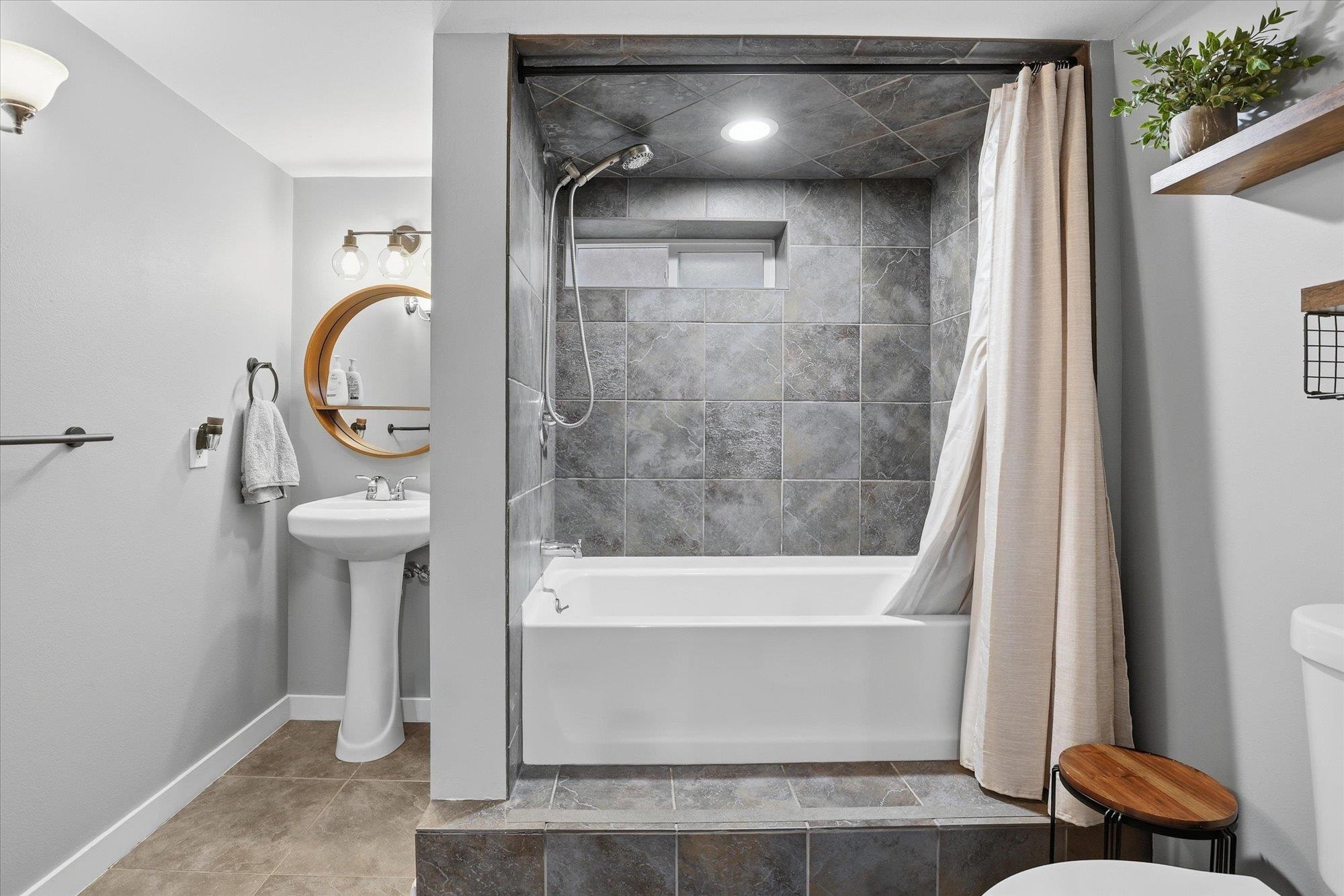 2615 North Hogan Street Spokane, WA 99207 - Photo 20 of 43