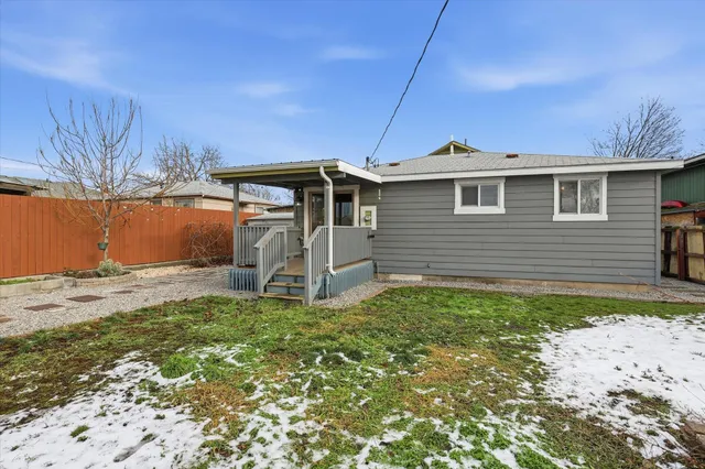 $334,000 | 2615 North Hogan Street, Spokane, WA 99207