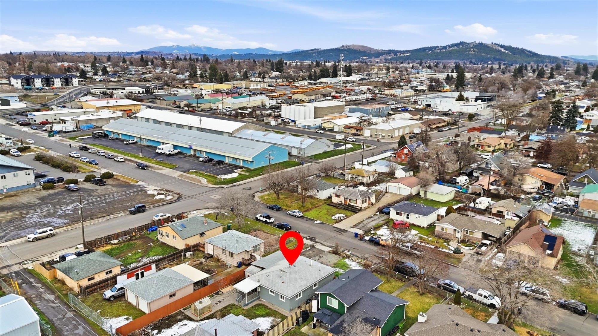 2615 North Hogan Street Spokane, WA 99207 - Photo 38 of 43