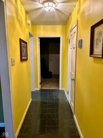 $179,900 | 1779 East Little Bear Road, Connersville, IN 47331