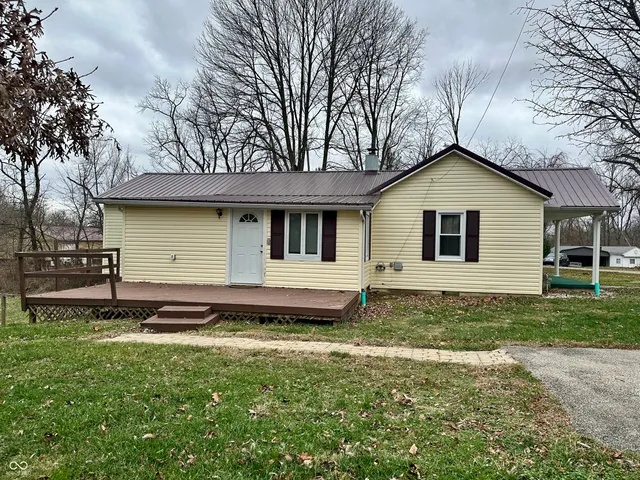 $179,900 | 1779 East Little Bear Road, Connersville, IN 47331