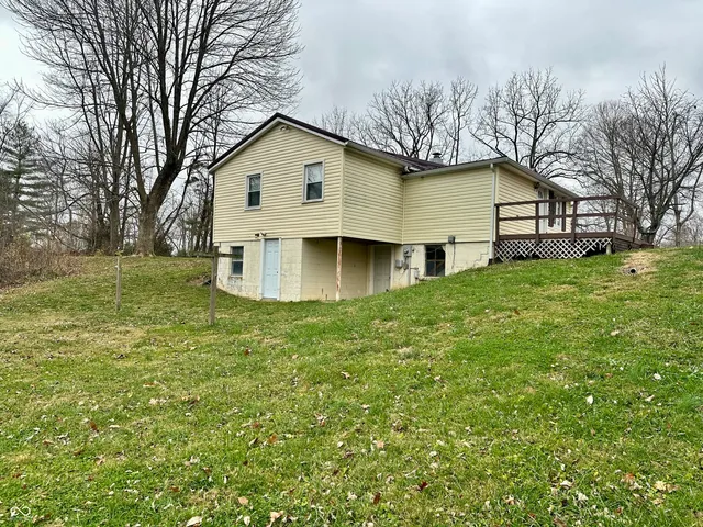 $179,900 | 1779 East Little Bear Road, Connersville, IN 47331