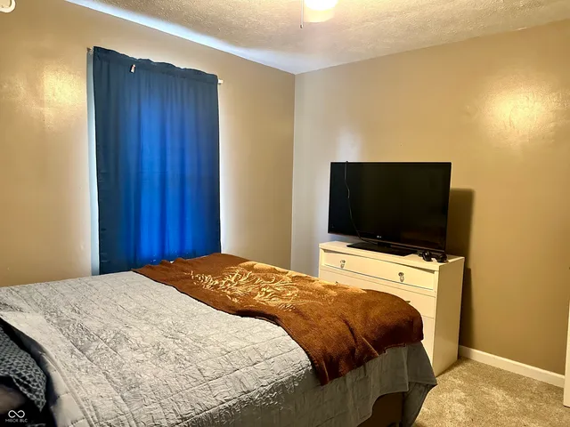 $179,900 | 1779 East Little Bear Road, Connersville, IN 47331