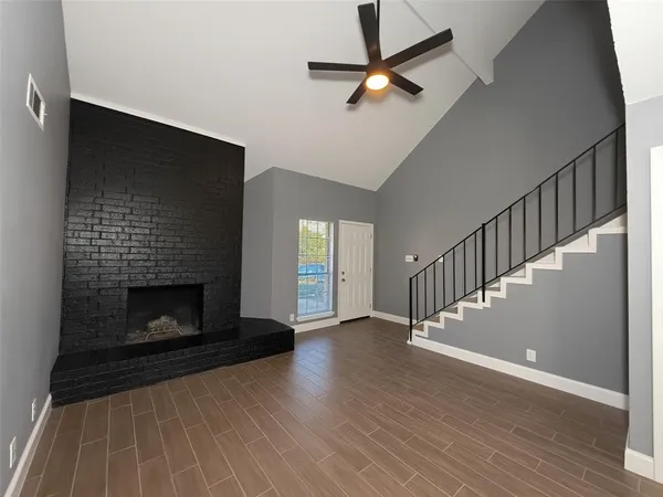 $1,495 | 1900 West Taylor Street, Sherman, TX 75092