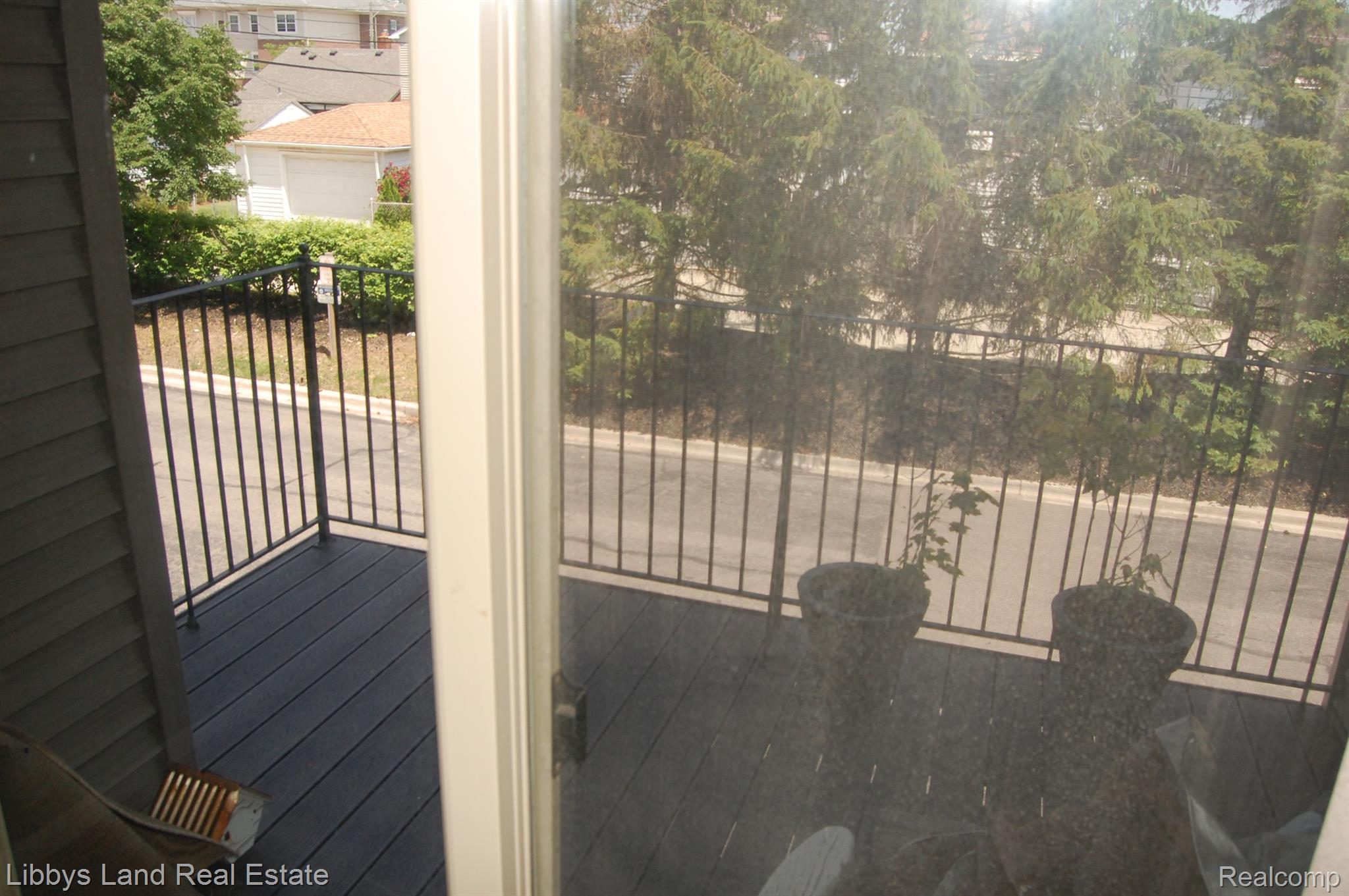 4328 Schaefer Road, Unit 28 Dearborn, MI 48126 - Photo 16 of 19 Gallery Image 16