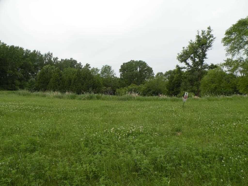 227 Glacial Terrace Ripon, WI 54971 - Photo 3 of 7