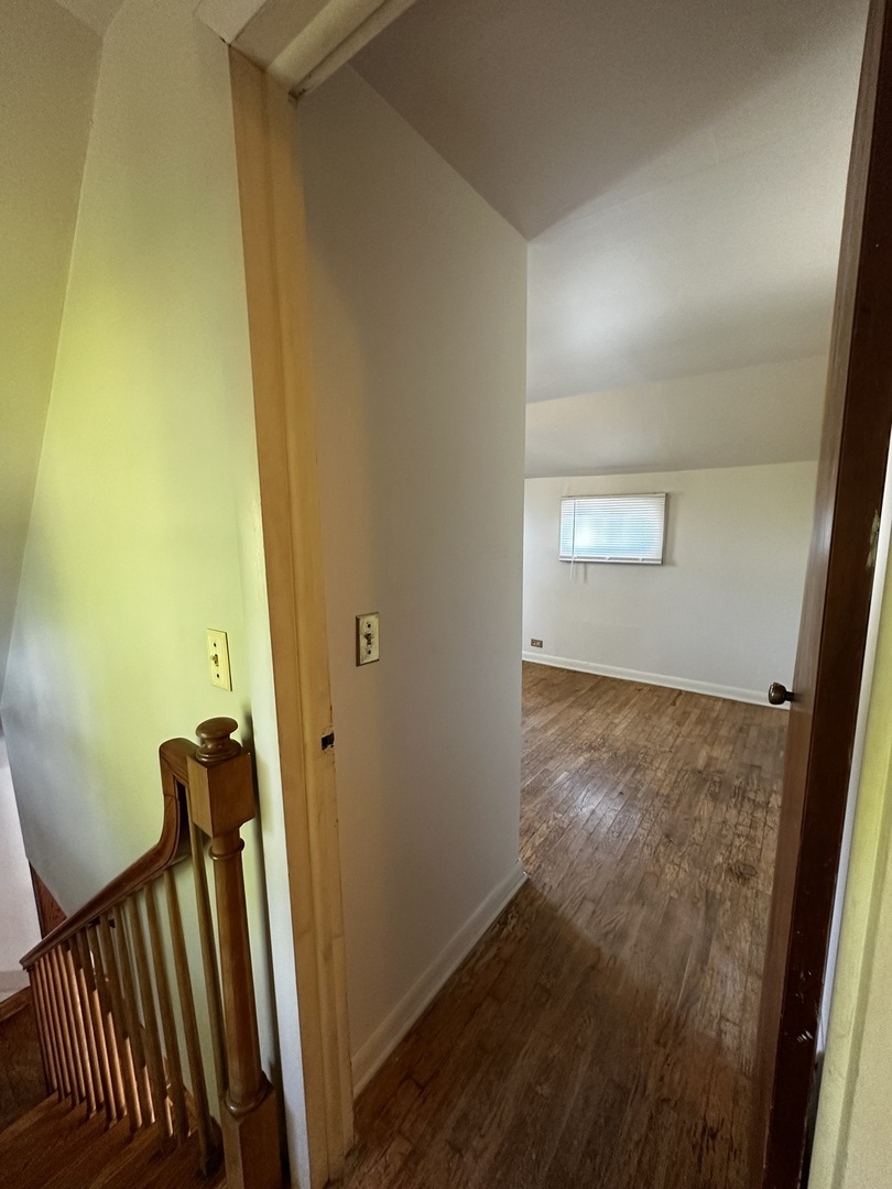 213 North Peoria Street Gilman, IL 60938 - Photo 38 of 44 a view of a hallway