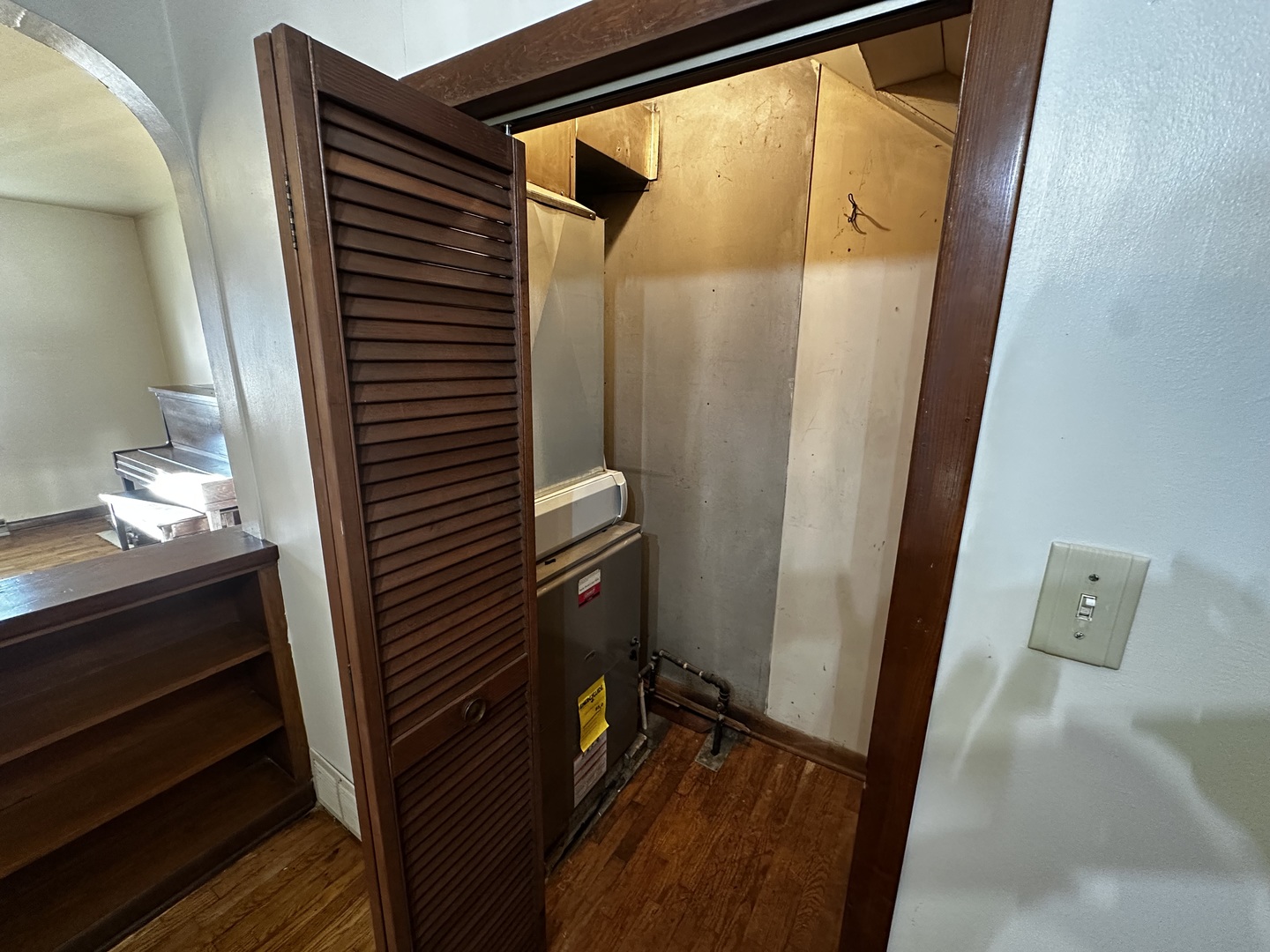 213 North Peoria Street Gilman, IL 60938 - Photo 43 of 44 a view of hallway with wooden floor