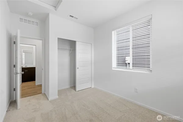 $749,950 | 20440 Myrtle Place East, Bonney Lake, WA 98391