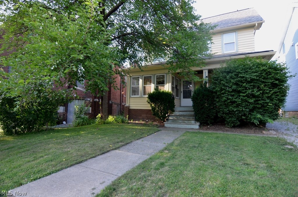 3251 Berkeley Road Cleveland, OH 44118 - Photo 1 of 18