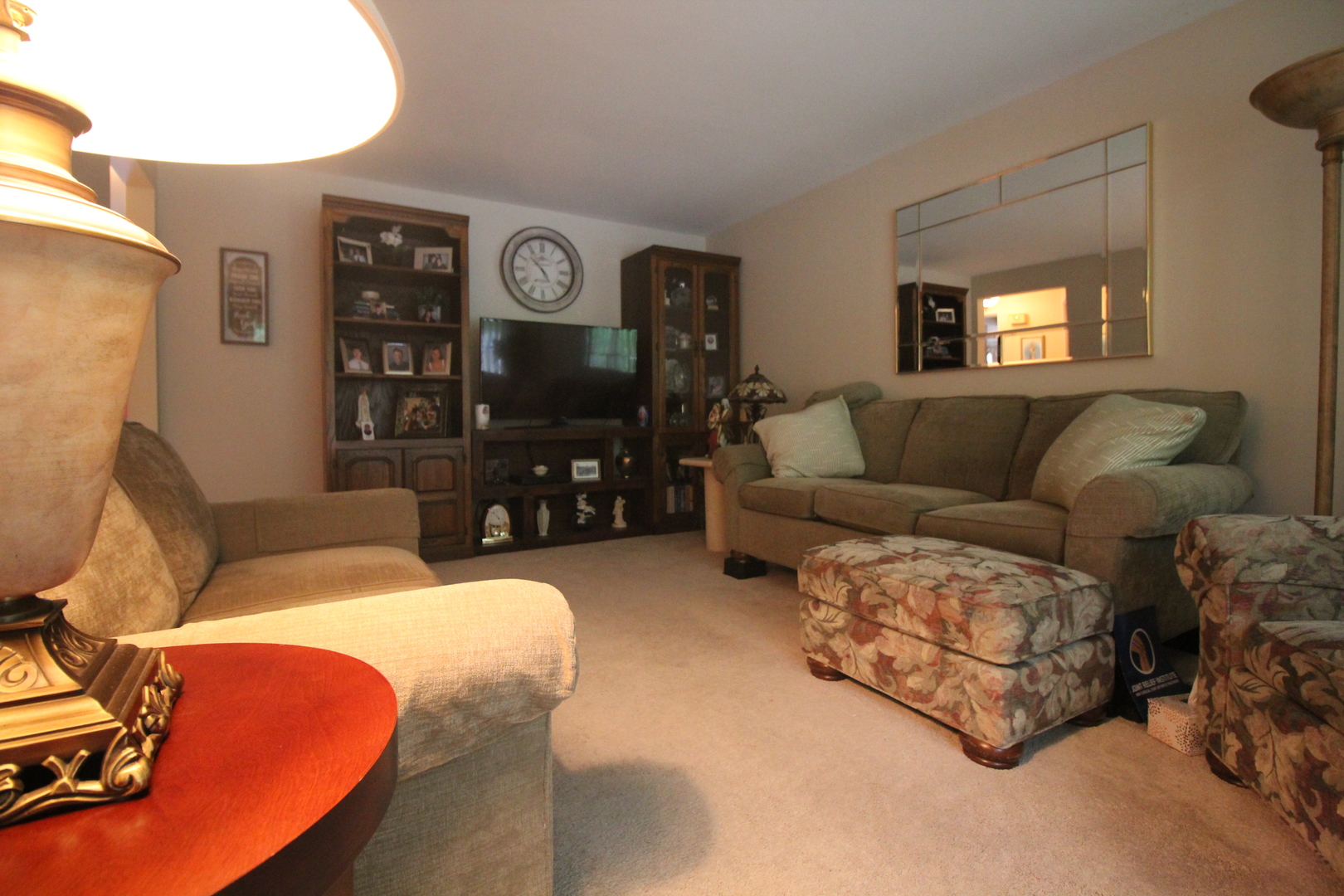 Undisclosed Address Chicago, IL 60638 - Photo 16 of 20 a living room with furniture and a flat screen tv