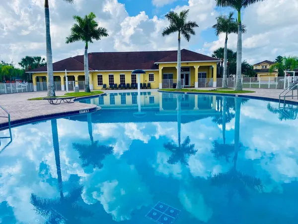 $2,400 | 9622 Seaspray Drive, Fort Pierce, FL 34945