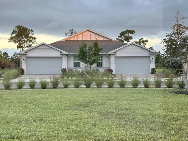 $2,300 | 43800 Blue Heron Lane, Punta Gorda, FL 33982
