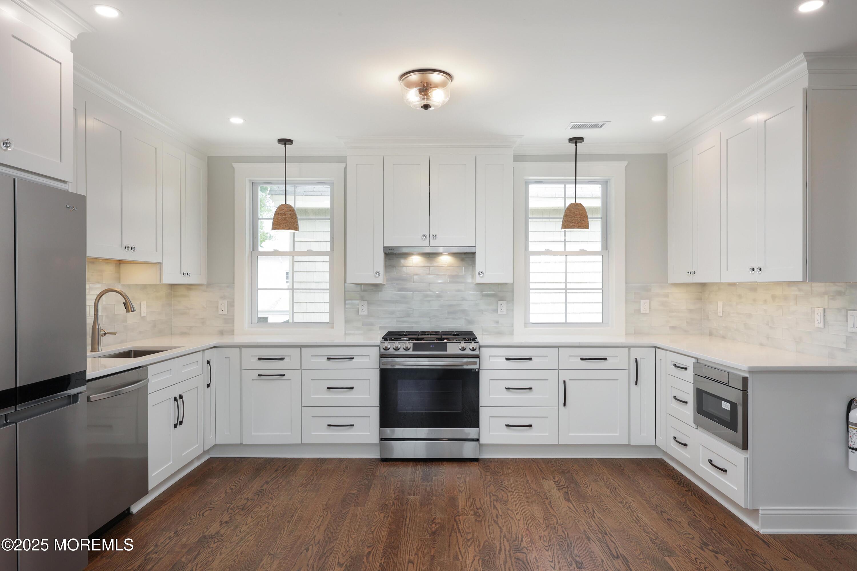 42 Harding Road Red Bank, NJ 07701 - Photo 8 of 24 758A1574