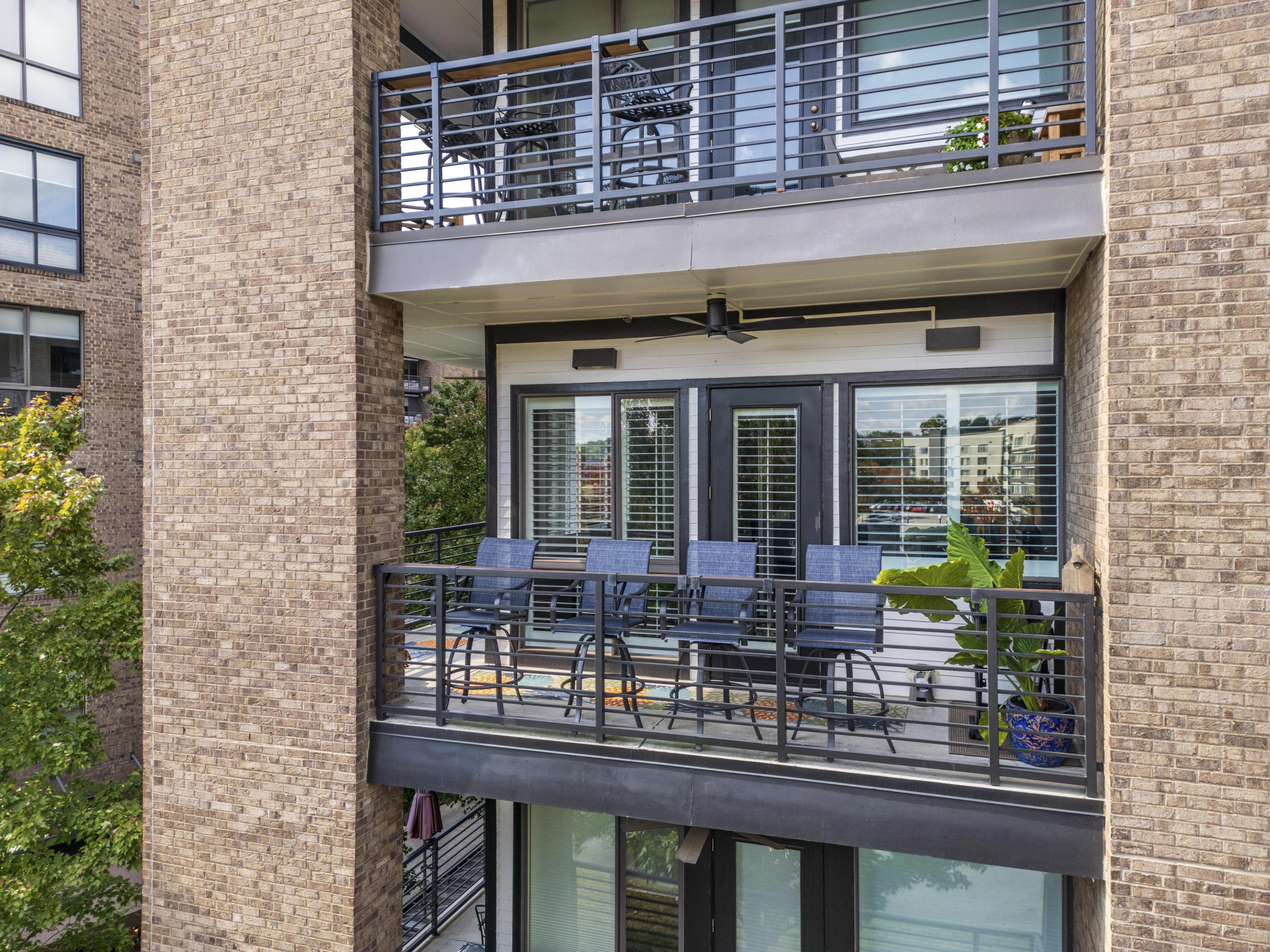 200 Manufacturers Road, Unit 348 Chattanooga, TN 37405 - Photo 19 of 46 Outdoor Living Space