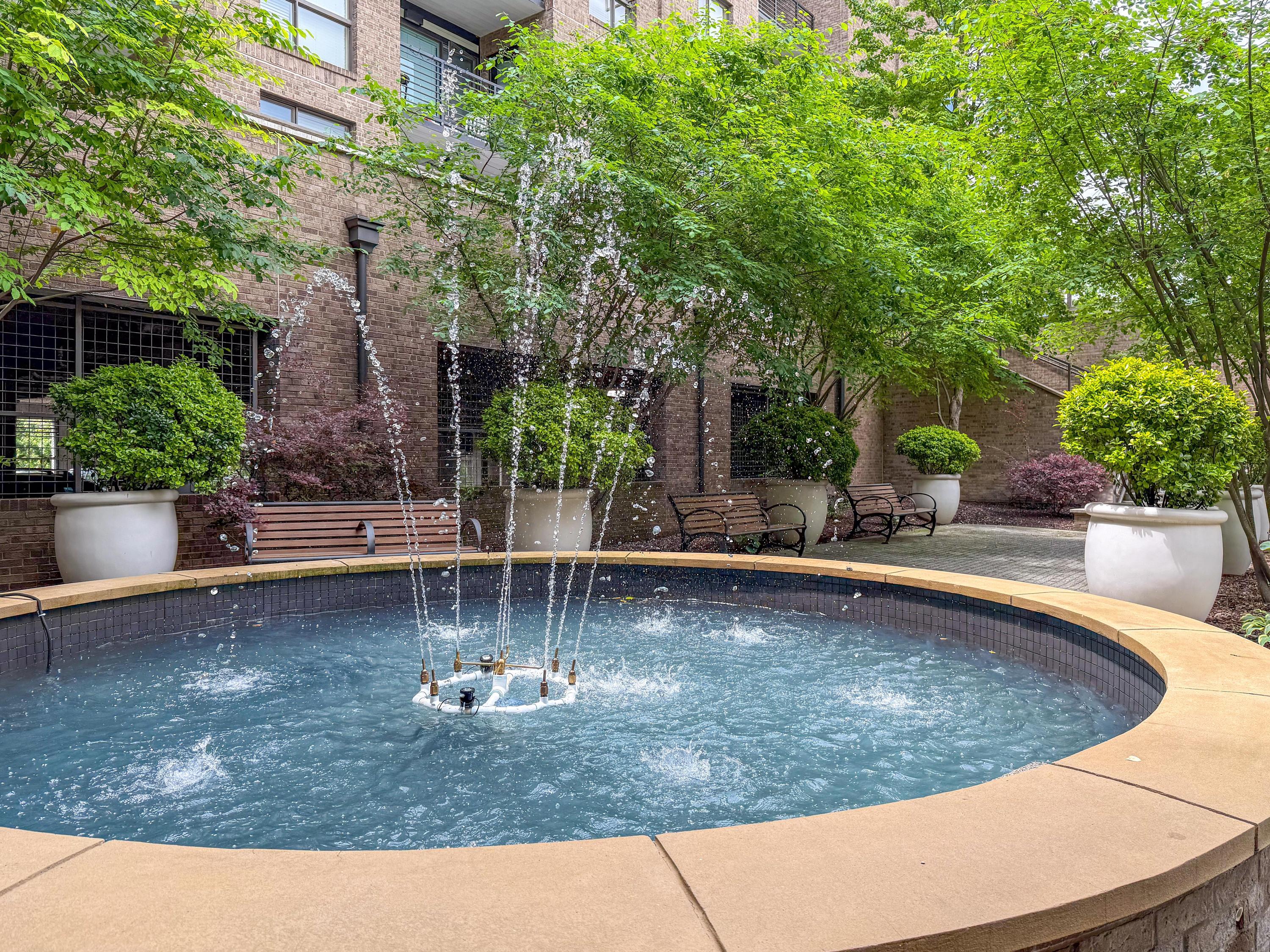 200 Manufacturers Road, Unit 348 Chattanooga, TN 37405 - Photo 42 of 46 Lighted Fountain
