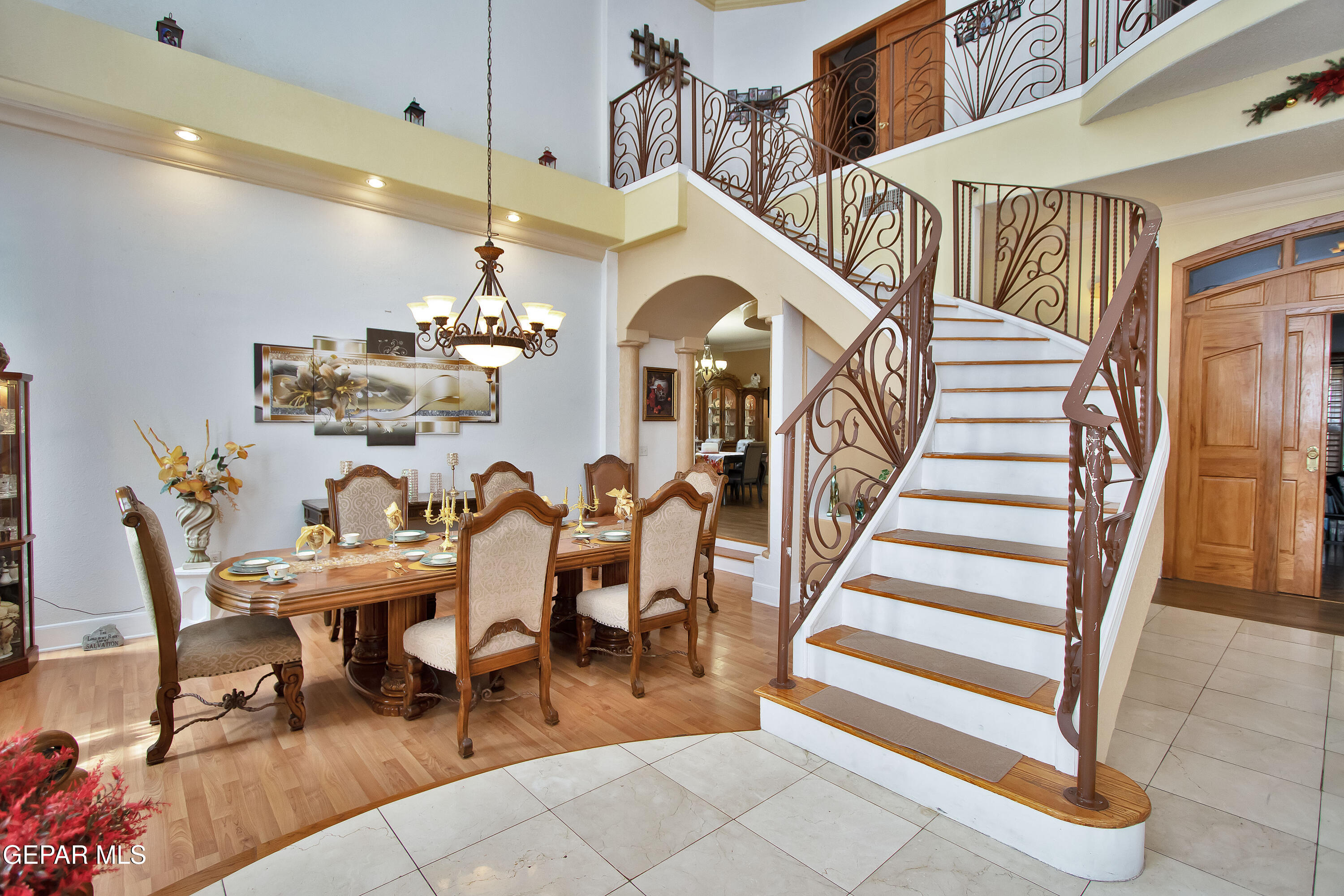 861 Country Club Road El Paso, TX 79932 - Photo 16 of 104 Formal Dining