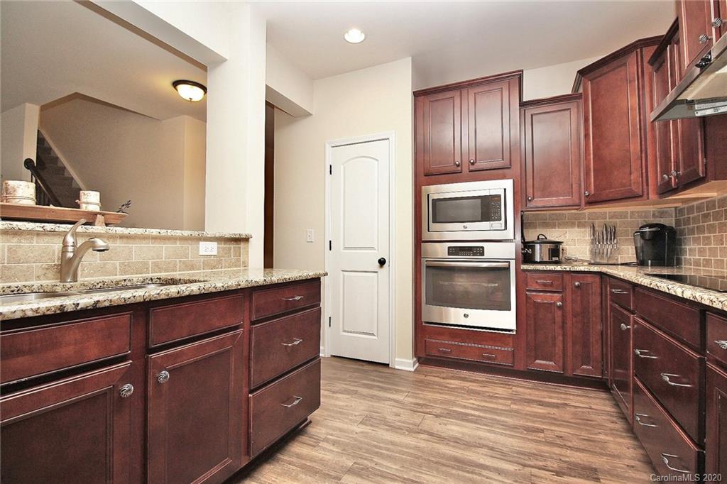 6423 Bluegill Road Charlotte, NC 28216 - Photo 15 of 42 Gallery Image 15