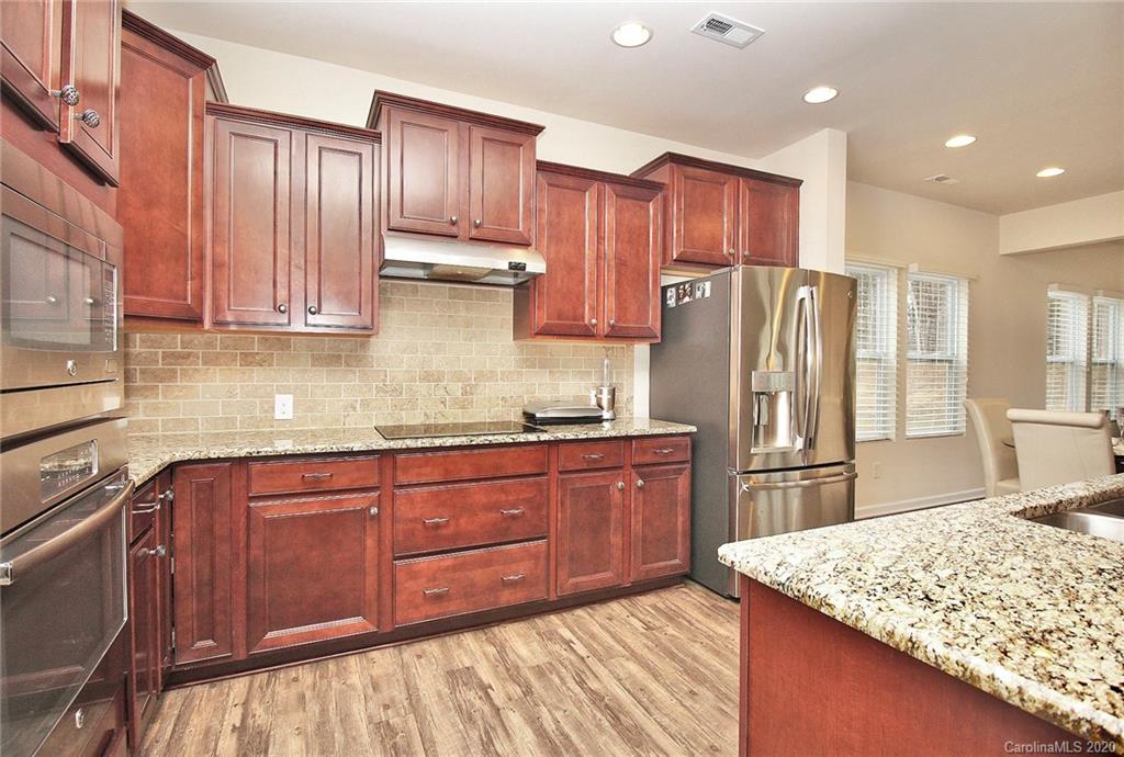 6423 Bluegill Road Charlotte, NC 28216 - Photo 10 of 42 Gallery Image 10