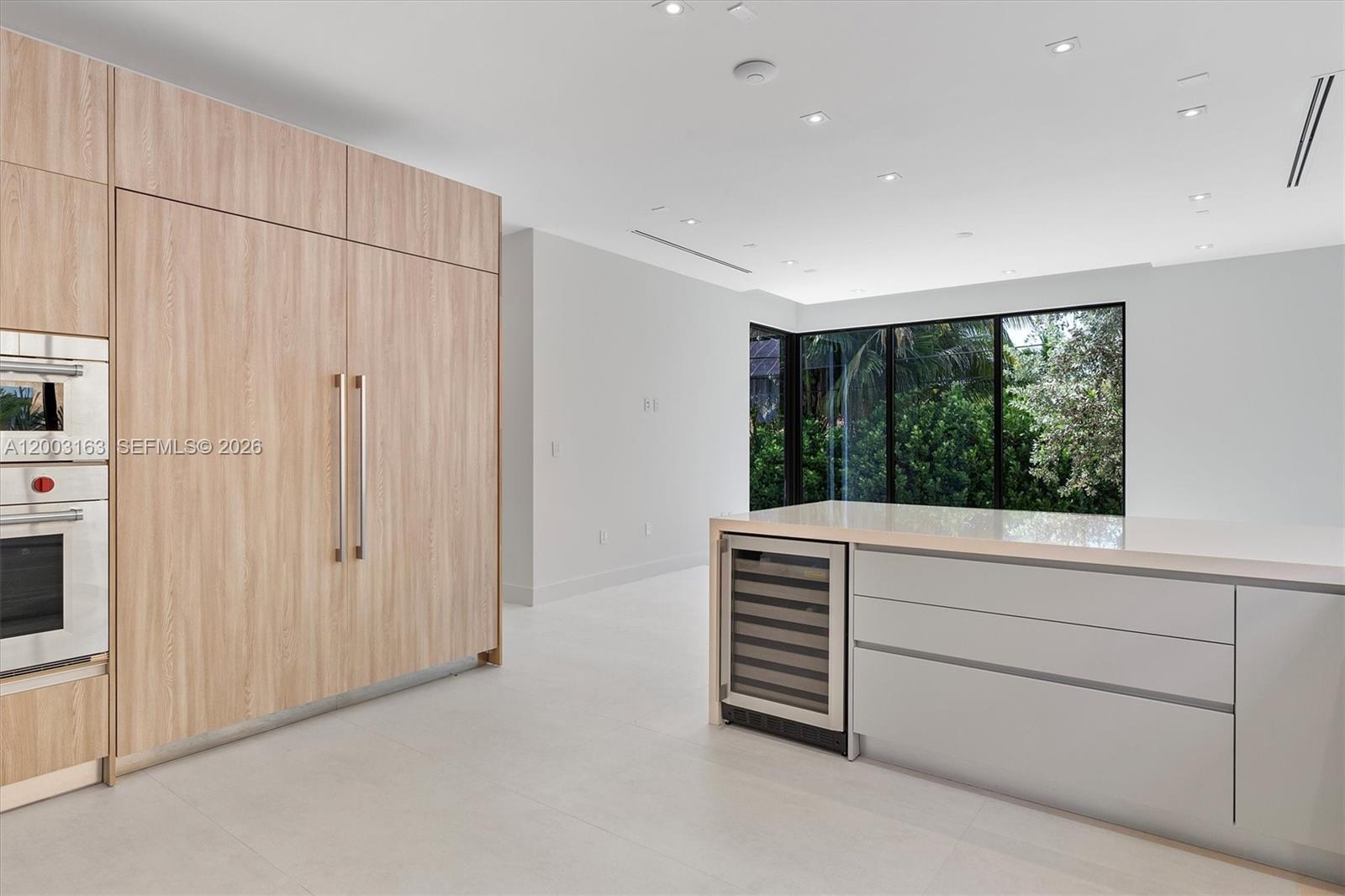760 Woodcrest Road Key Biscayne, FL 33149 - Photo 11 of 43 a view of room with air conditioner and window