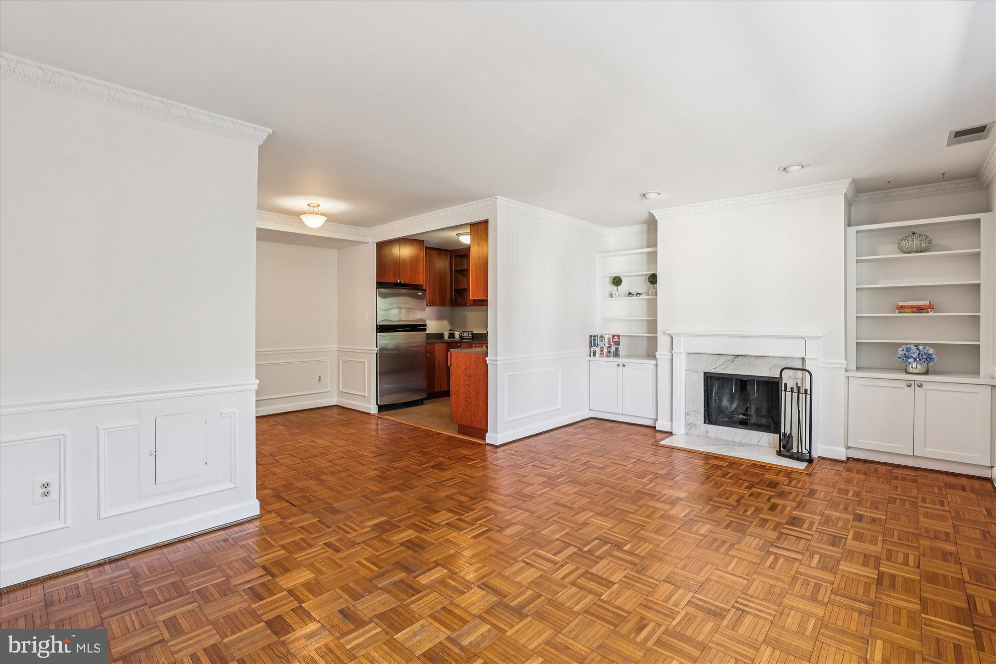 1803 T Street Northwest, Unit 3 Washington, DC 20009 - Photo 11 of 45 a view of a livingroom with a fireplace