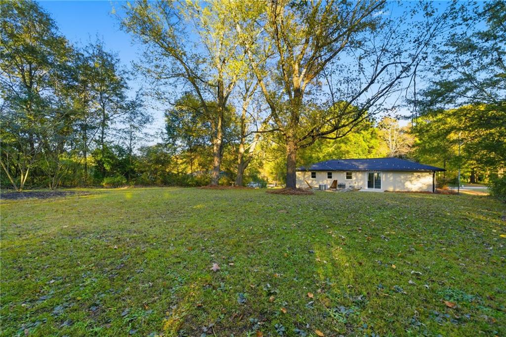 6807 Tralee Drive Lithia Springs, GA 30122 - Photo 9 of 36