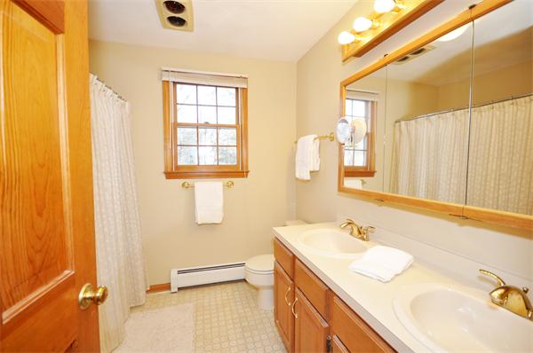 14 Putnam Road Acton, MA 01720 - Photo 14 of 25 Gallery Image 14
